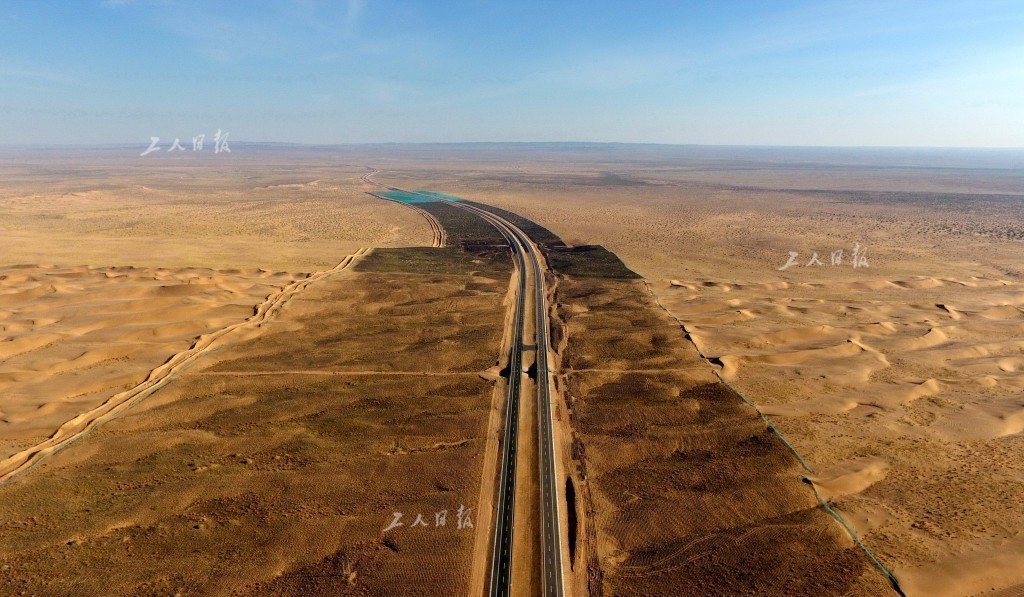京新高速全线通车 缩短北京乌鲁木齐里程1300公里