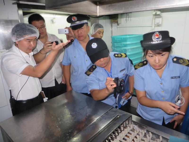 北京市食药监局对“海底捞”全面检查 两店停业整顿