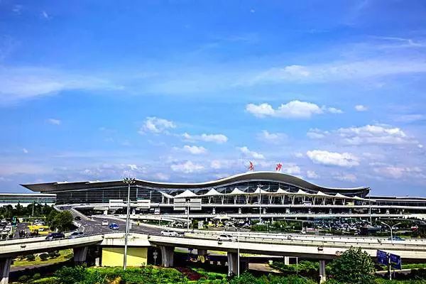 莫斯科人均绿地面积_长沙人均住房面积(3)