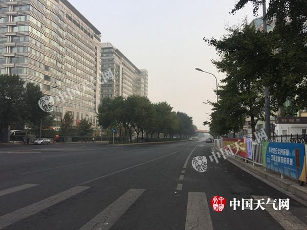 国庆假期首日北京晴朗利出行明天降雨降温