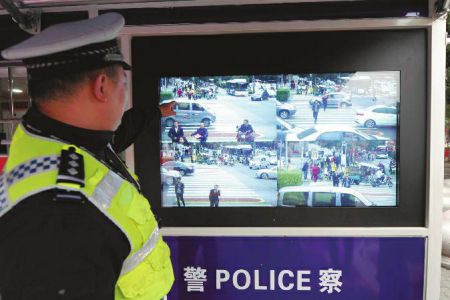 点击放大 西安:行人闯红灯将被曝光大头照