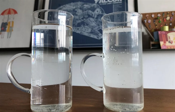 日本推出透明款奶茶：让人误以为是矿泉水
