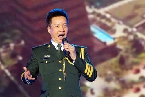 厦门首位台胞拿到了台湾居民居住证 直呼：太方便