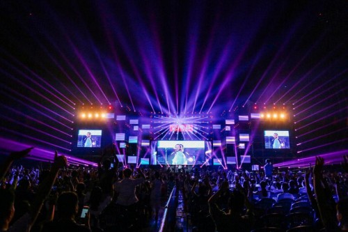 尼克胡哲与如一老师英雄同行:点亮梦想