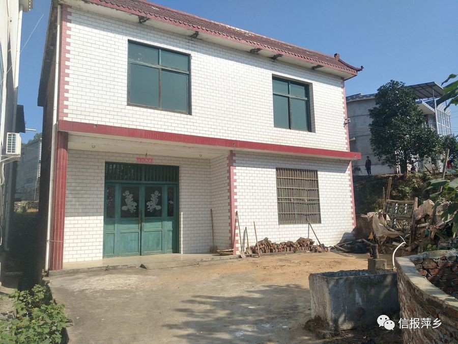 萍乡甘源食品厂区一房屋天花板坍塌 造成1死4