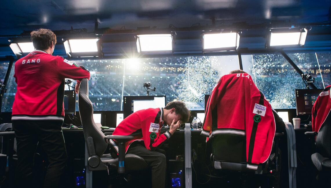 S7总决赛SKT失败的根本:从培养选手变买卖选手_|SKT|Fakeresports电子竞技_凤凰网