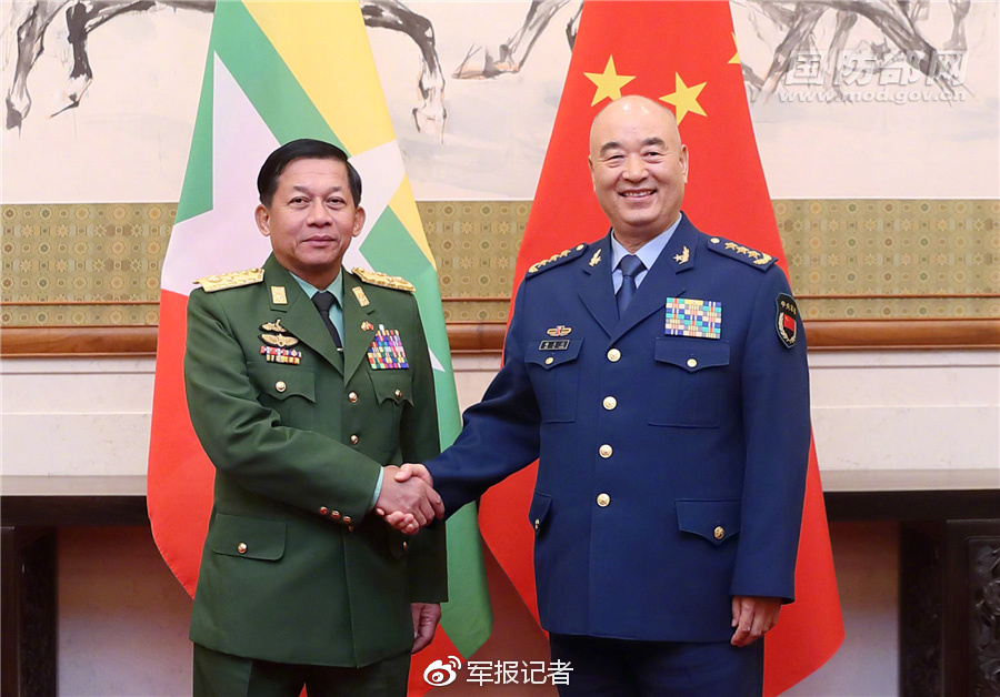 11月23日下午，中央军委副主席许其亮在钓鱼台国宾馆会见来访的缅甸国防军总司令敏昂莱