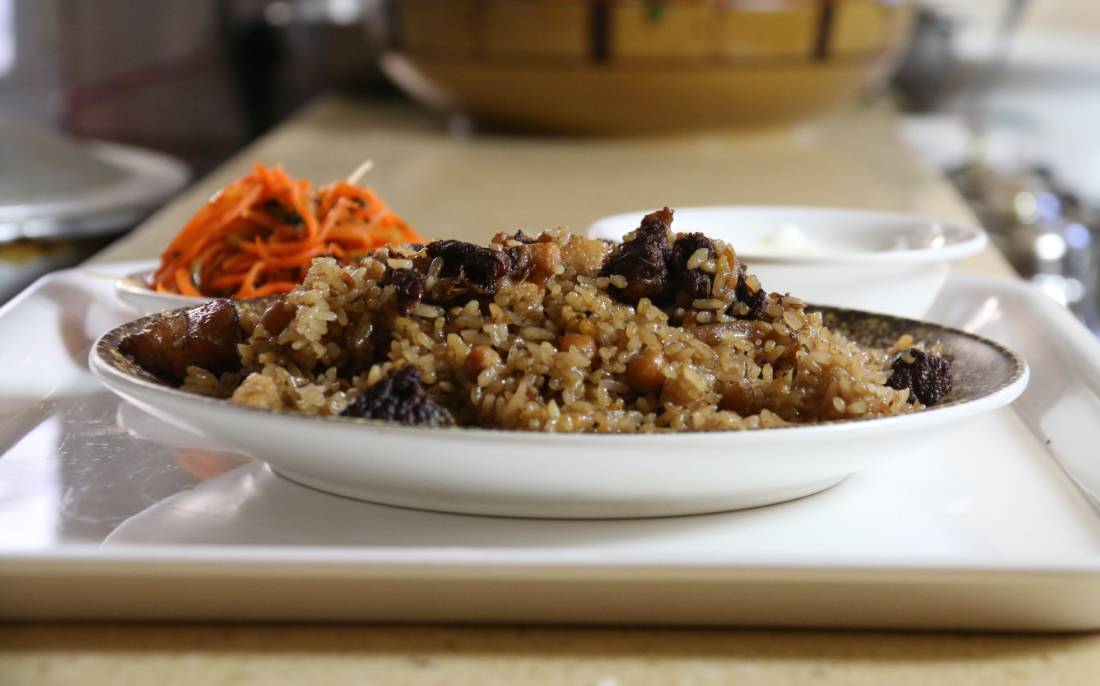 黑抓饭