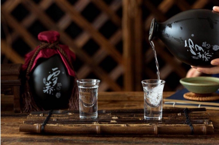 品雪荞酒 感受中国白酒文化的传承与沉淀