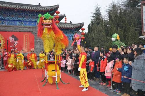 逛万岁山庙会看百家演艺过个精彩民俗年