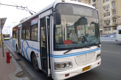 （青岛公交集团用图）即将更换的2路电车