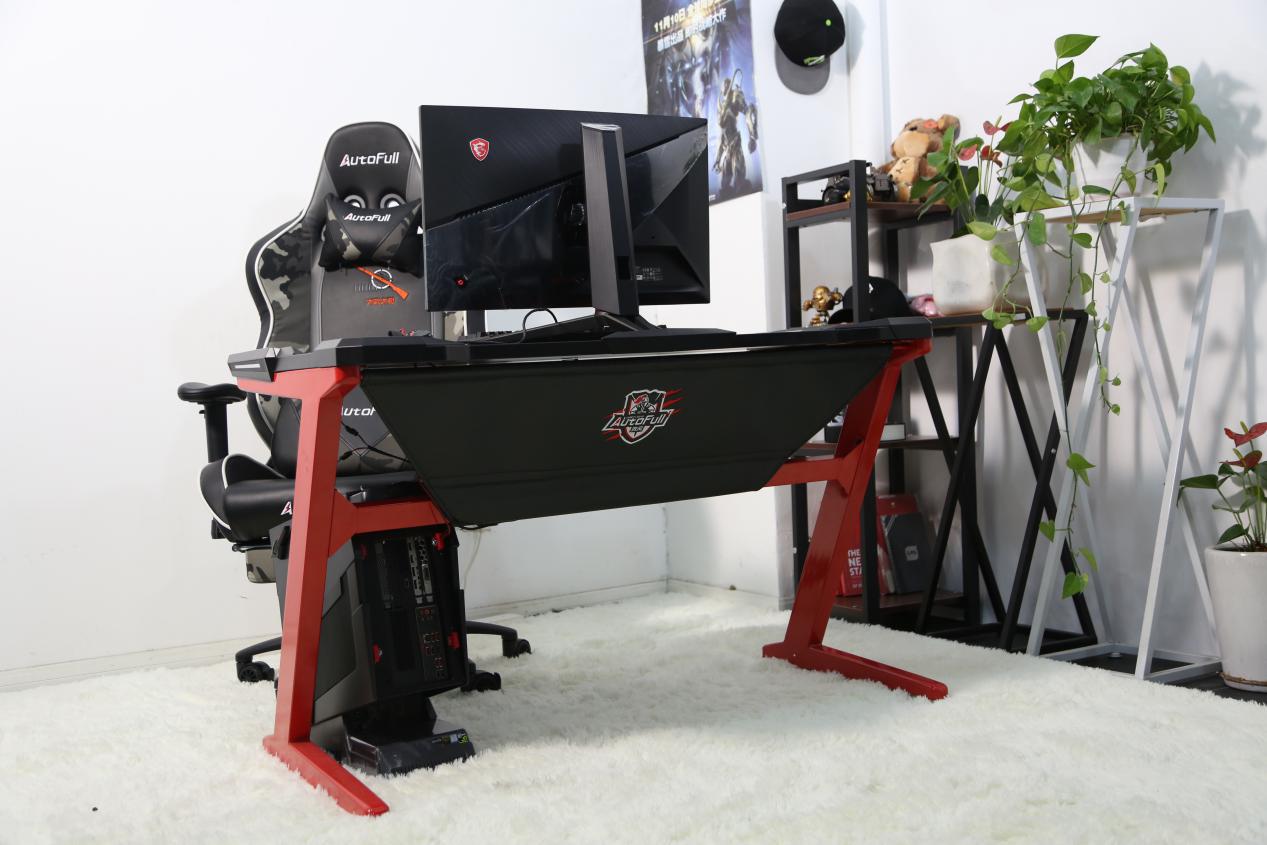 AutoFull傲风首款电竞桌4.1首发 打造满配吃鸡