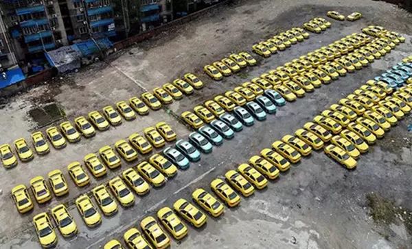 不干了，南京超3000辆出租车退租停运