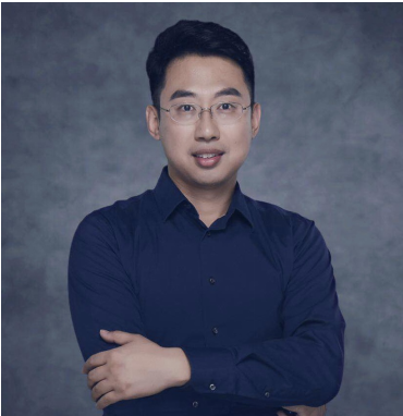 武志毕业于中国人民大学艺术学院,师从黄华三先生.