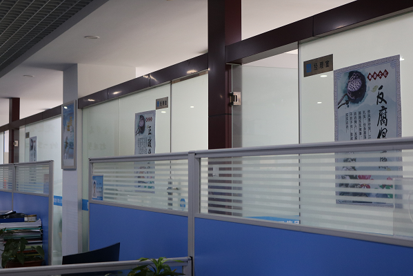 中建三局集团有限公司(海南)开展“小走廊,大廉政”活动