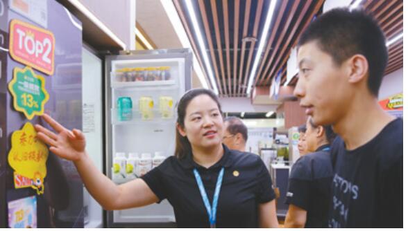 人民日报点赞苏宁:推行绿色消费 诠释智慧零售