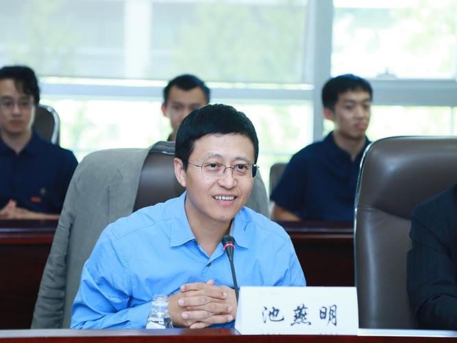 立思辰携手清华大学GIX成立“智能教育技术创新联合研究中心”