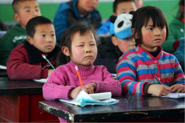 被忽视的3000万中国农村近视儿童