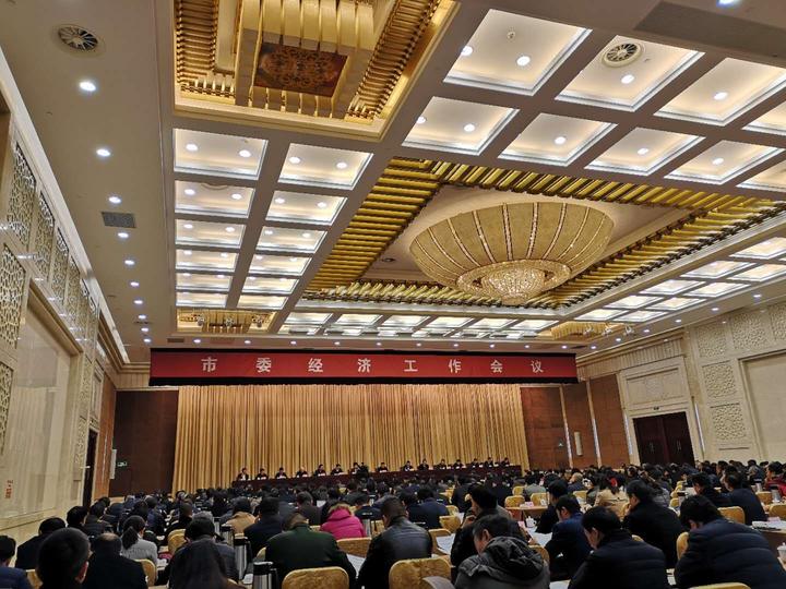 宁波gdp2万亿_宁波k1k2线规划图