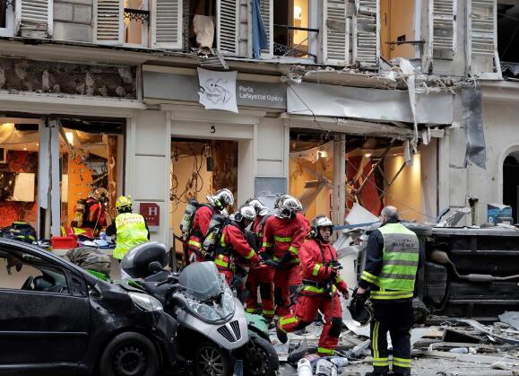 法国巴黎市中心发生爆炸已致20伤 或与燃气泄