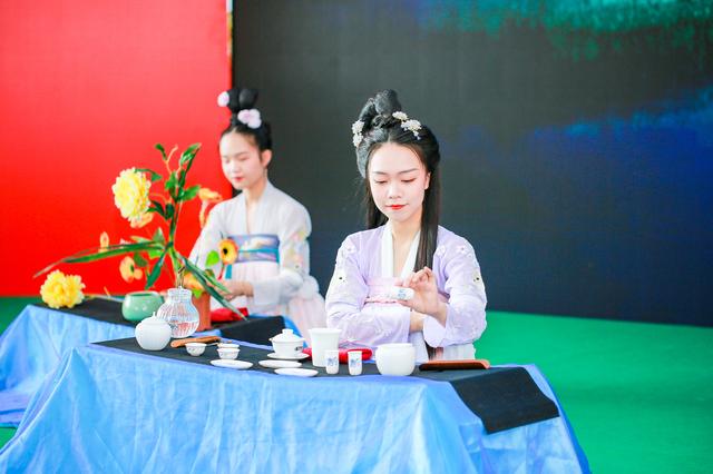 春茶开采啦！这里是珠三角规模最大的茶产业基地