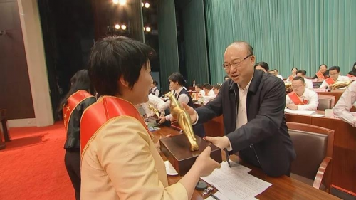 森宇集团董事长_森宇集团董事长万忠宇(2)