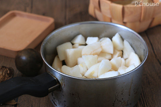 养人温胃又不失美味 中药甜食秋梨膏_凤凰湖南