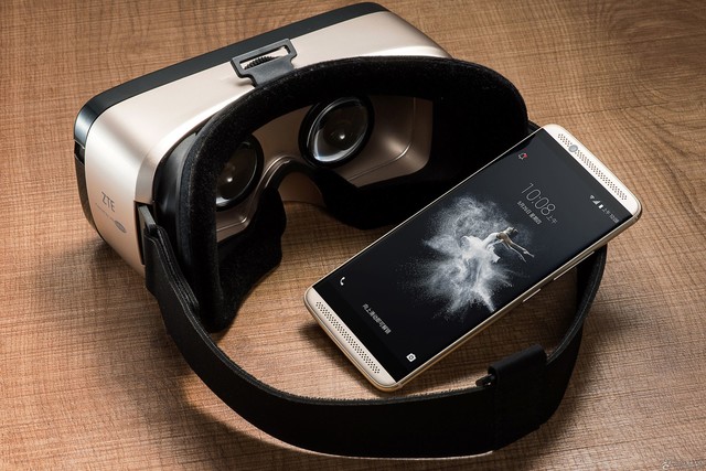 VR专场这些手机带你闯入“沉浸”秘境