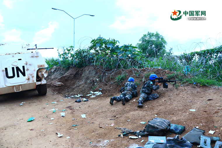 艰难一日：中国赴南苏丹维和步战车遇袭事件始末