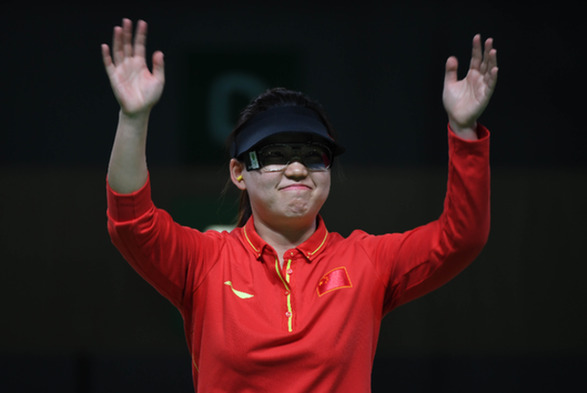 中国首金！山东姑娘张梦雪女子10米气手枪夺冠