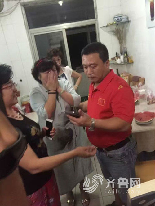 快讯：中国首金！山东姑娘张梦雪女子10米气手枪夺冠