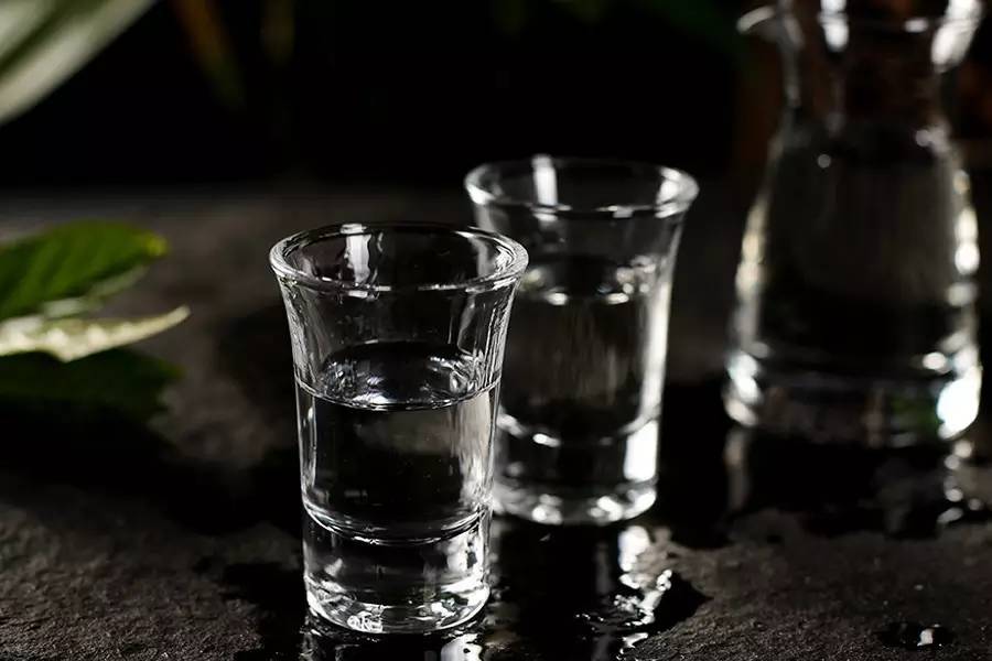 怎样快速降低身体酒精 3c18402bc80016b_w900_h600.jpg