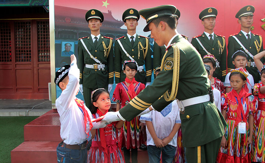 新疆出台新规：禁止家长引诱强迫孩子参加宗教