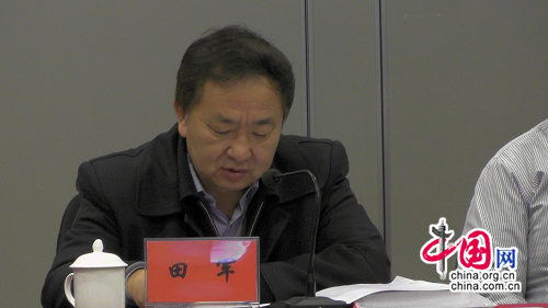 昆明理工大学党委副书记田军在开幕式上致辞李刚/摄