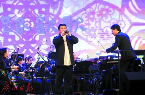 音乐现场演奏版 107c7be6e2e960e_w300_h197.jpg