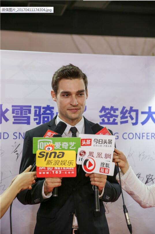 恩享集团签约国际男模Demitry代言 共推中国美食