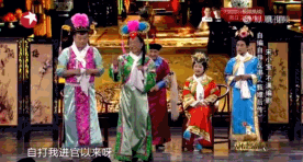 看过网友们用雨露均沾造的句子 我的泪在风里飙