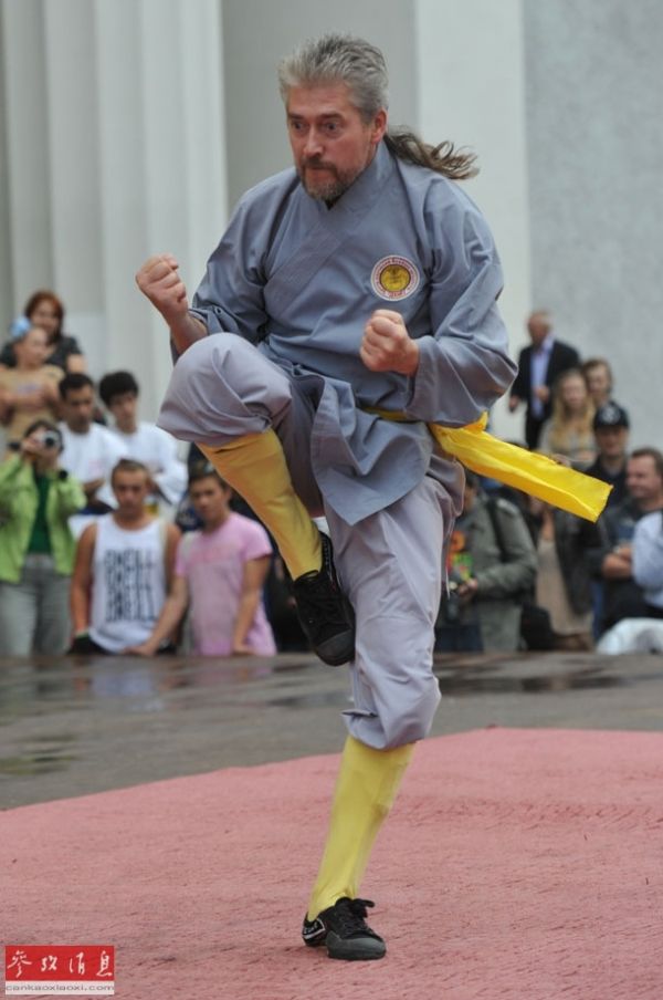 资料图：俄罗斯武术节上的表演。