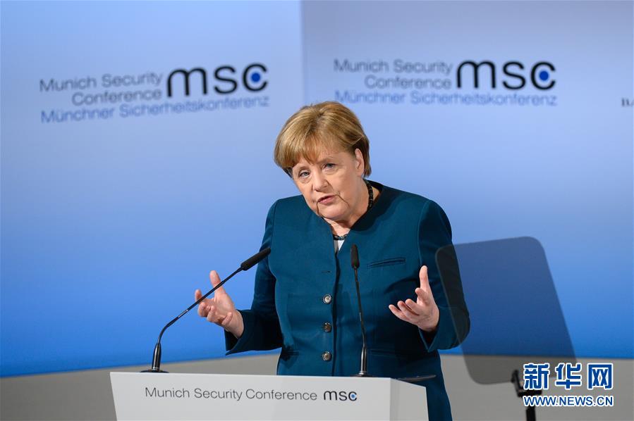 默克尔强调保护主义和民粹主义不是解决方案