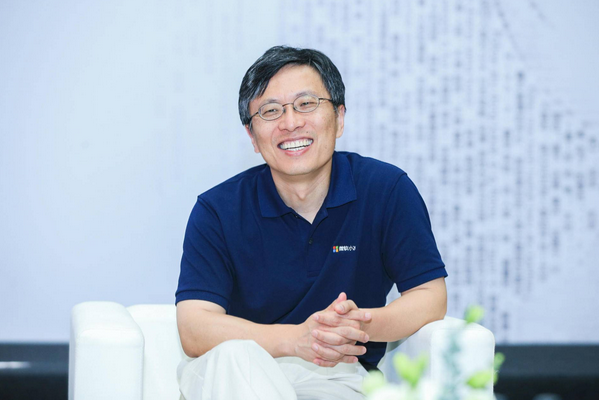 微软全球执行副总裁沈向洋
