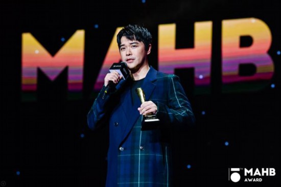 为时代风云加冕第十五届MAHB年度先生盛典礼至京城 为时代风云加冕第十五届MAHB年度先生盛典礼至京城