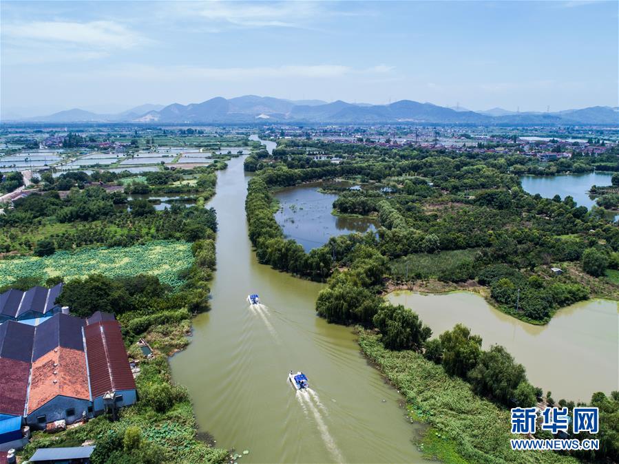 (新华全媒头条·图文互动)(9)风正一帆悬——以习近平同志为核心的党中央治国理政一年间
