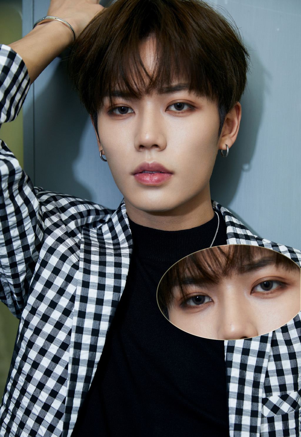 被称为"彩妆天后"?林彦俊的棕色小烟熏妆太精致了