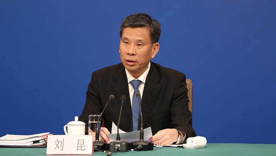 财政部部长刘昆:构建高质量融资政策框架 高标准开展“一带一路”项目_凤凰网