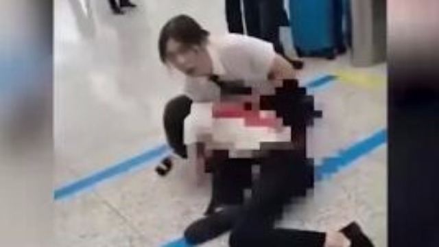 现场：女子没赶上车 持刀捅伤深圳北站客运员