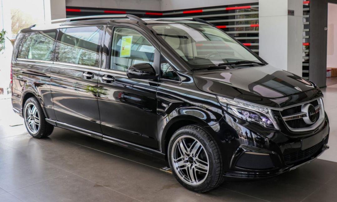 进口奔驰罗伦士vs600 远胜v级商务车