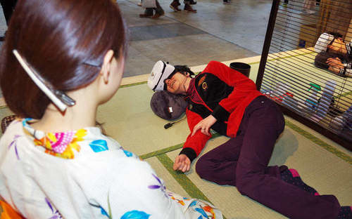 美少女膝枕掏耳朵 这么羞耻的事只能在vr上实现了