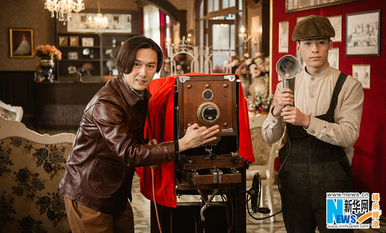 民国剧,除了主角配角帅到让人分分钟有截屏冲动之外,连npc十分贴心地