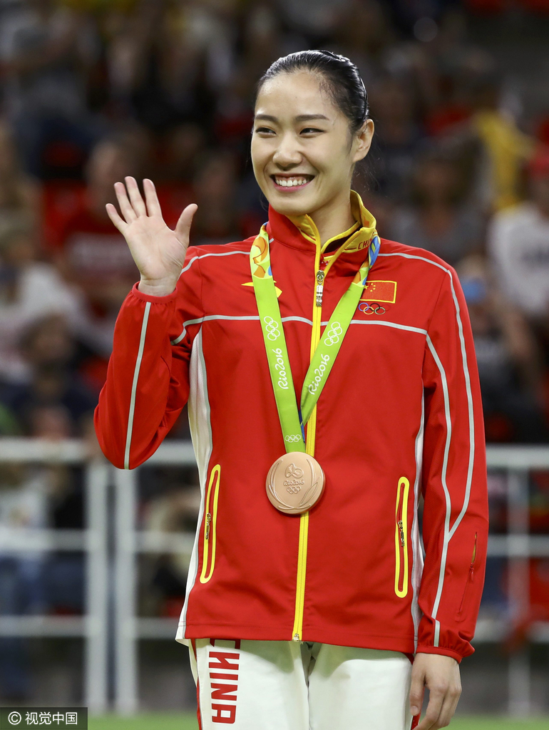 女子蹦床李丹摘铜何雯娜第4哭花妆