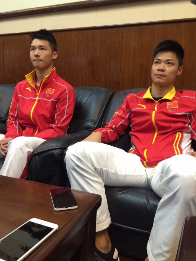 苏炳添,陈艾森接受采访